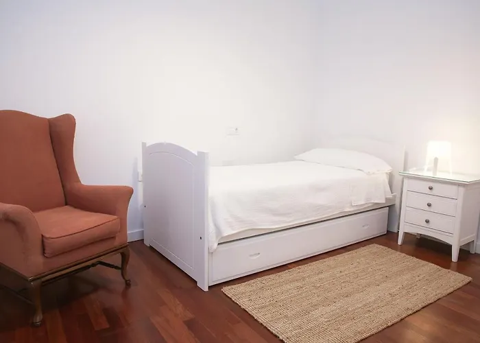 San Policarpo Apartment